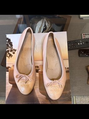 CHANEL Pink Patent-Toe Ballet Flats with Bow